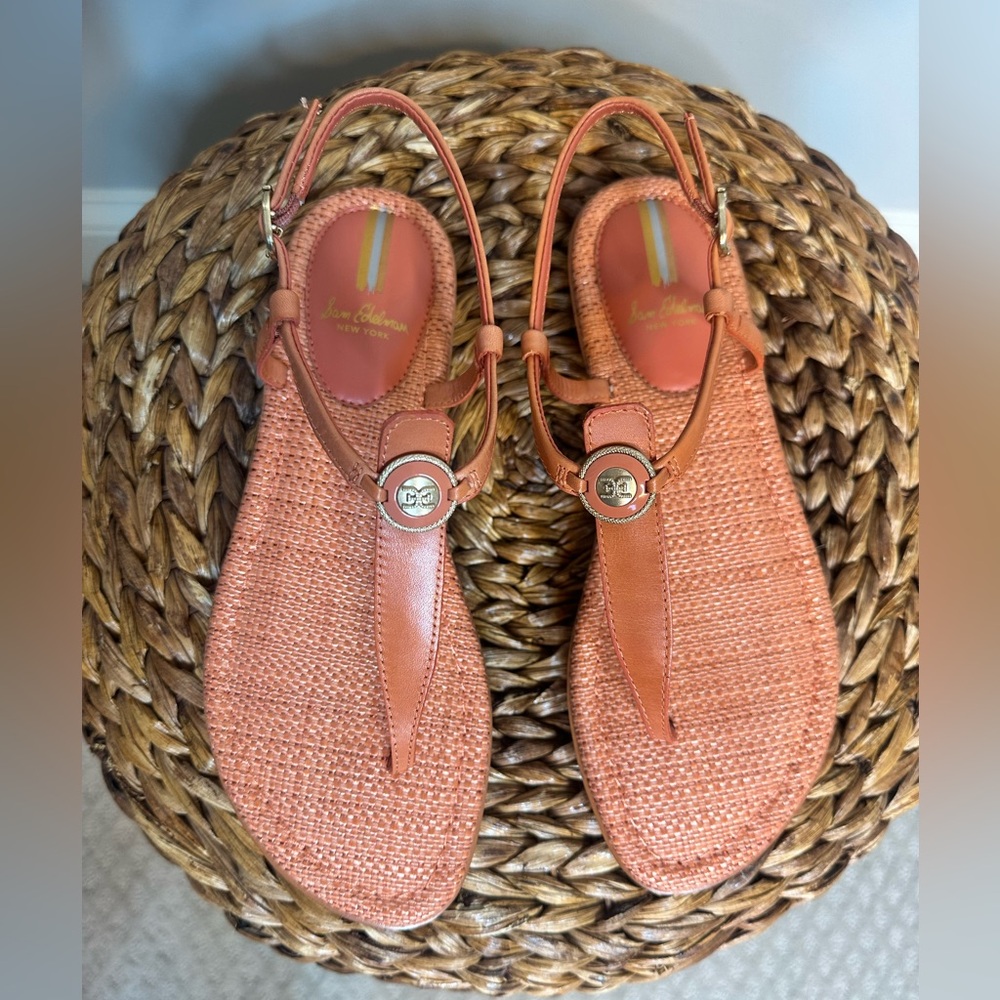 NWT sz 8 Sam Edelman Gigi Terracotta Pink Signet Strap Open Toe Flat Sandals